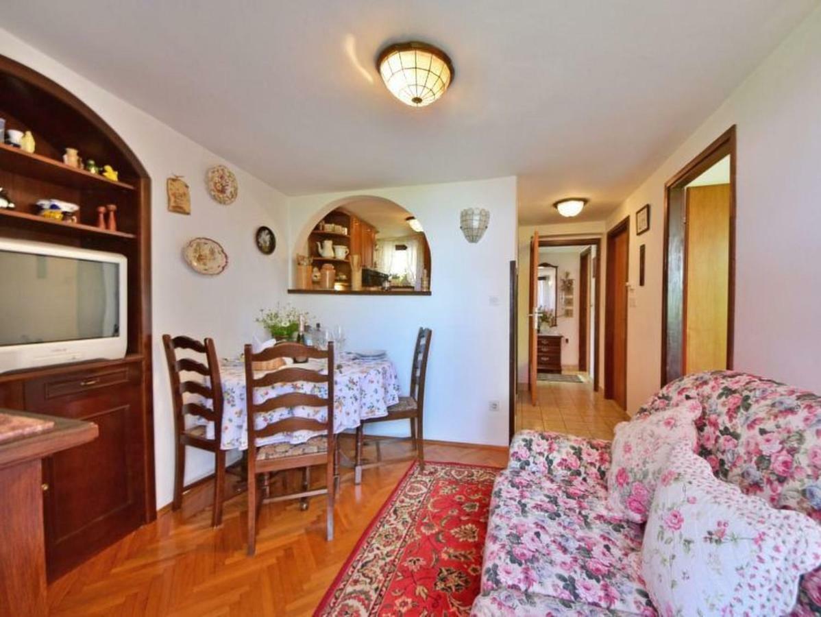 Comfy And Warm Ap With Balcony Surrounded With Beautiful Nature Lovran Εξωτερικό φωτογραφία