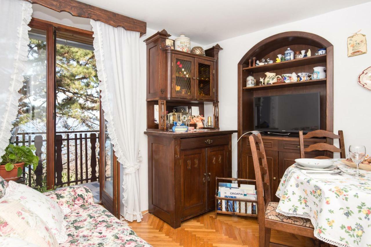 Comfy And Warm Ap With Balcony Surrounded With Beautiful Nature Lovran Εξωτερικό φωτογραφία
